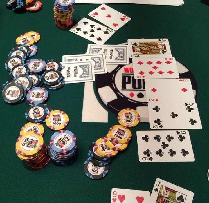 Edgewater casino poker bad beat