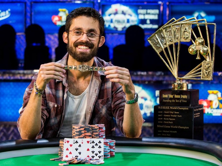 Eli Elezra makes it bracelet number 3 in the Seven Card Stud event. Eli Elezra makes it bracelet number 3 in the Seven Card Stud event.