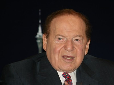 Political Contributions by Las Vegas Sands Approach Record Numbers in an Effort to Stop Regulated Online Poker in the US The Las Vegas Sands has spent $460,000 on lobbying to ban online gambling in the first six months of the year, according to a report from OpenSecrets.org.