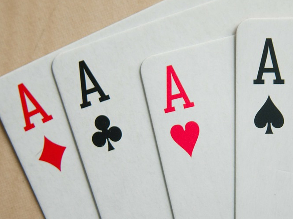 Five Different Ways to Play Poker