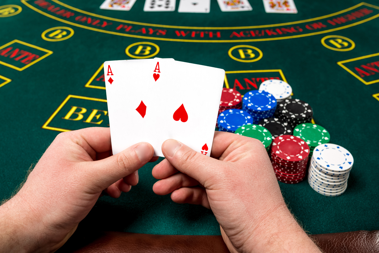 5-different-ways-to-play-poker.jpg