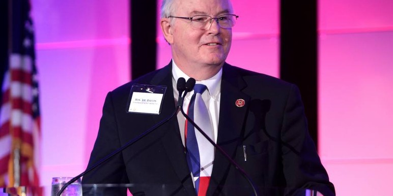 US Representative Joe Barton (R-TX) introduced legislation on Thursday that calls for the regulation and legalization of online poker on a federal level. US Representative Joe Barton (R-TX) introduced legislation on Thursday that calls for the regulation and legalization of online poker on a federal level.