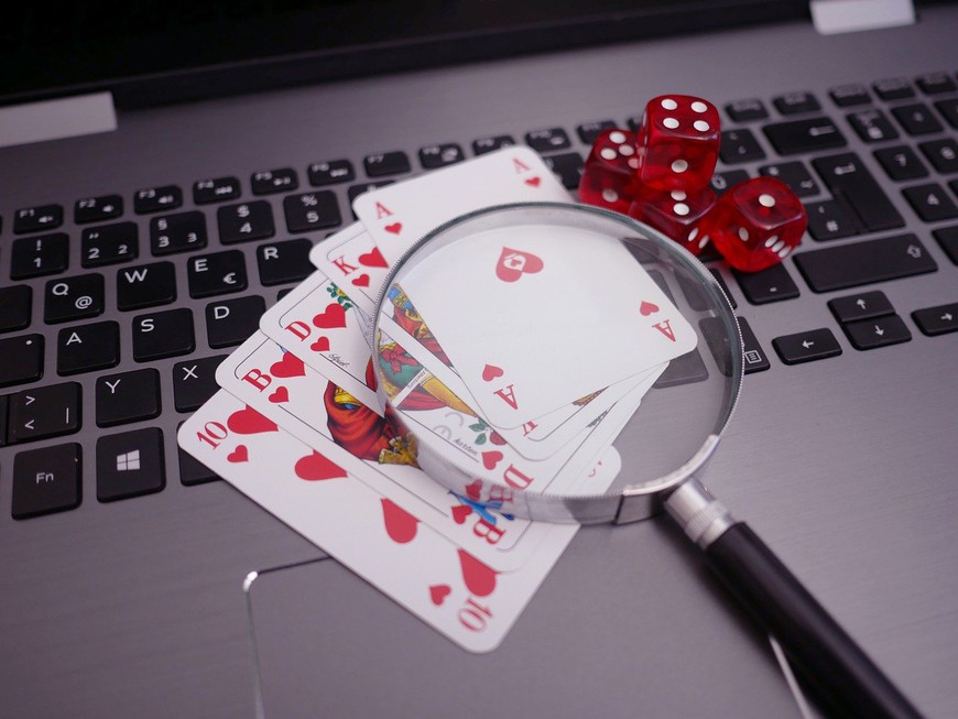 Can You Make a Living Playing Online Poker?
