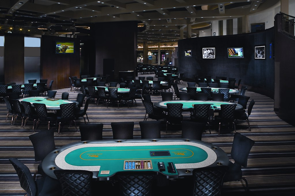 empty-poker-room.png