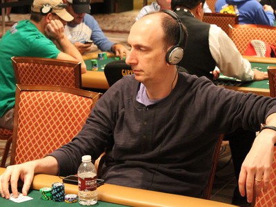 Seidel Leads Split Event, Hellmuth Deep in No Limit Hold’em  Event