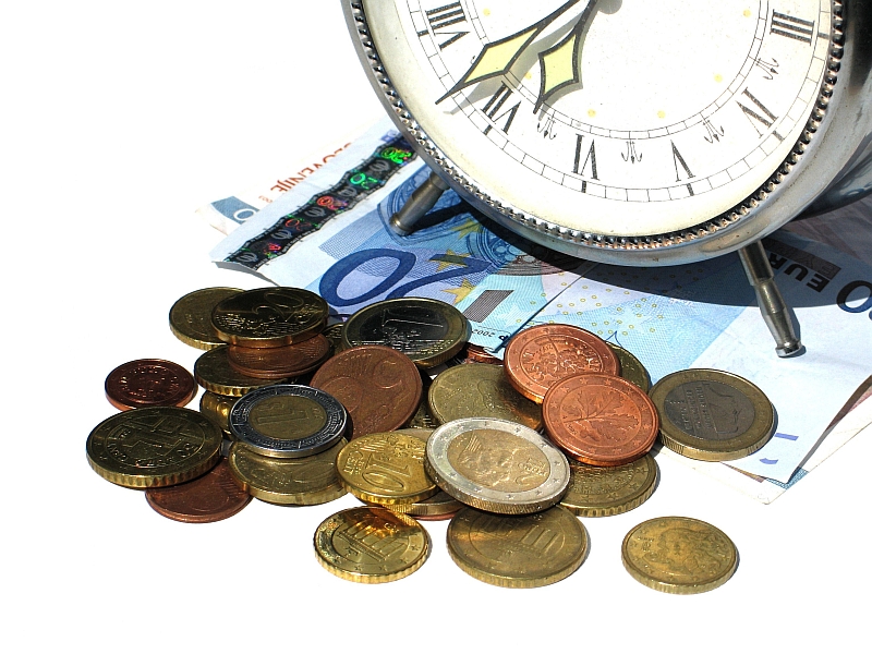 New cash tables are proving to be popular, with over 4000 players on PokerStars.it at closing time. New cash tables are proving to be popular, with over 4000 players on PokerStars.it at closing time.