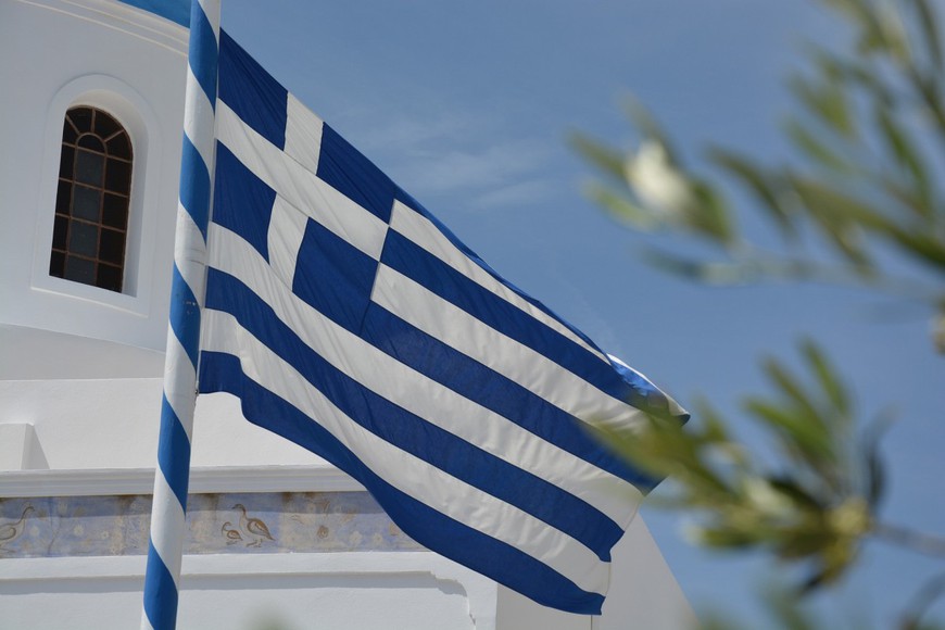 Betsson Working to Launch Online Poker Under New Greek License