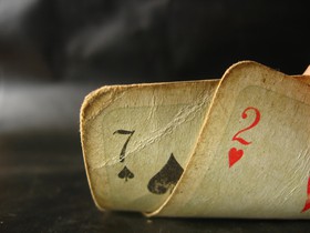 PartyPoker Investigating Software Glitch Causing Hole Cards, Player Names to Change Mid-Hand