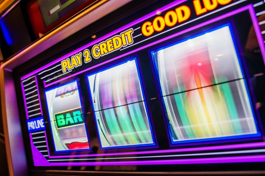 How Do Online Slots Work?