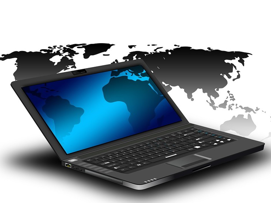There are quite a few professional poker players who started playing poker by trying some hands out in the online poker arena. For anybody starting out,... There are quite a few professional poker players who started playing poker by trying some hands out in the online poker arena. For anybody starting out,...