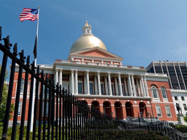 Everest Poker Lobbies for Favorable Legislation in Massachusetts