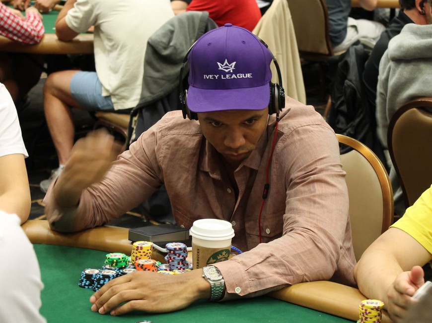 Phil Ivey has Massive Stack After Day 1C of the 2014 WSOP Main Event