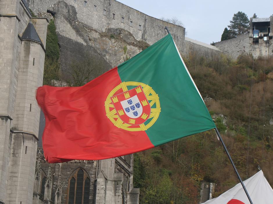portuguese-flag-2.jpg
