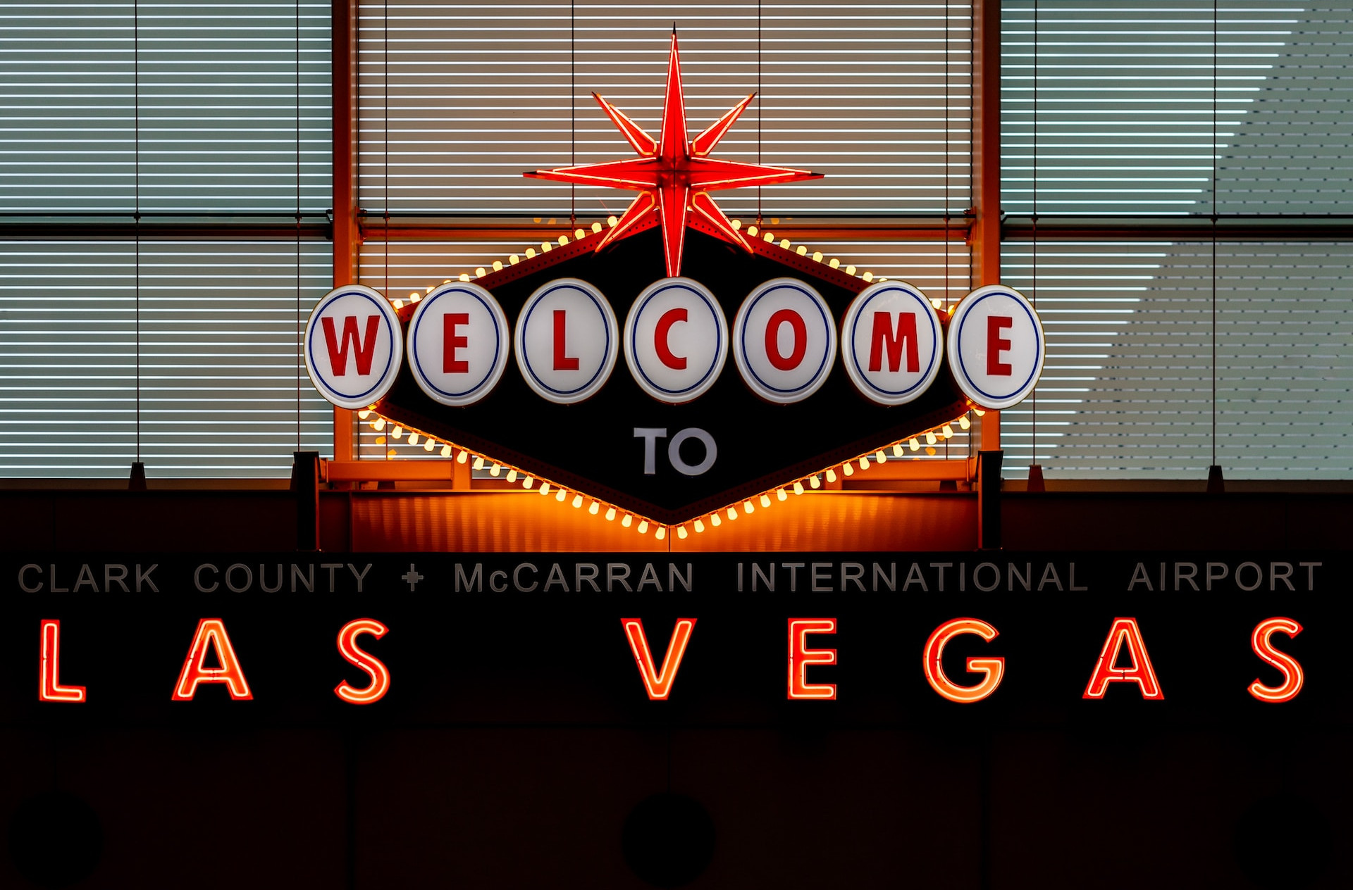 5 Tips For Visiting The Welcome To Las Vegas Sign