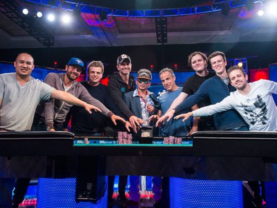 Only Five Remain in the 2016 World Series of Poker Main Event