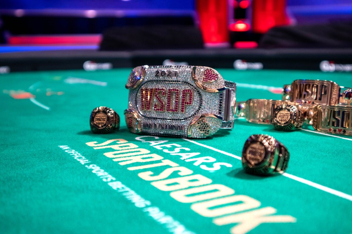 The 2022 WSOP Championship Bracelet is Dripping in Diamonds Thanks to  Jostens